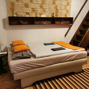 https://promenade-1053.inbudapesthotels.com